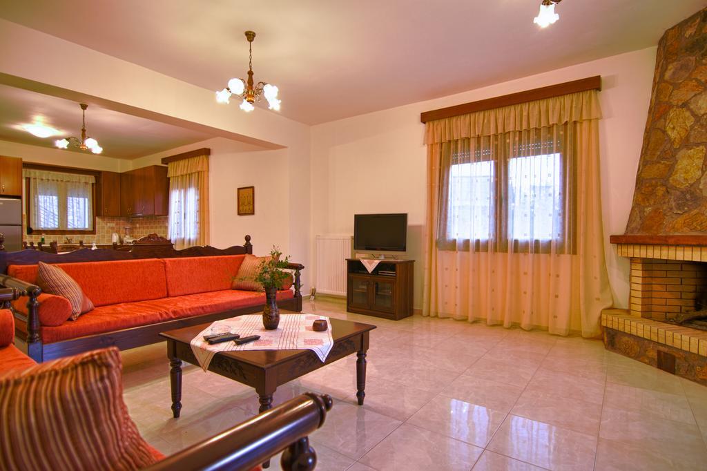 Aposeti Villas Petrochori  Rum bild